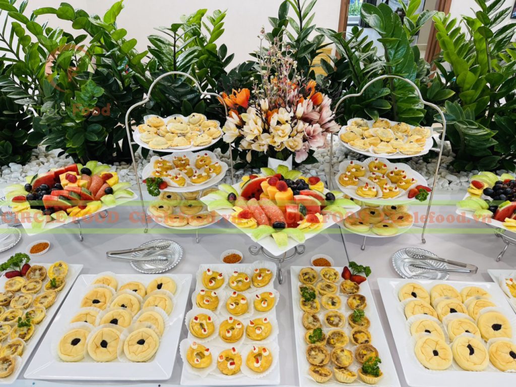 tiệc teabreak nhẹ ngoài trời