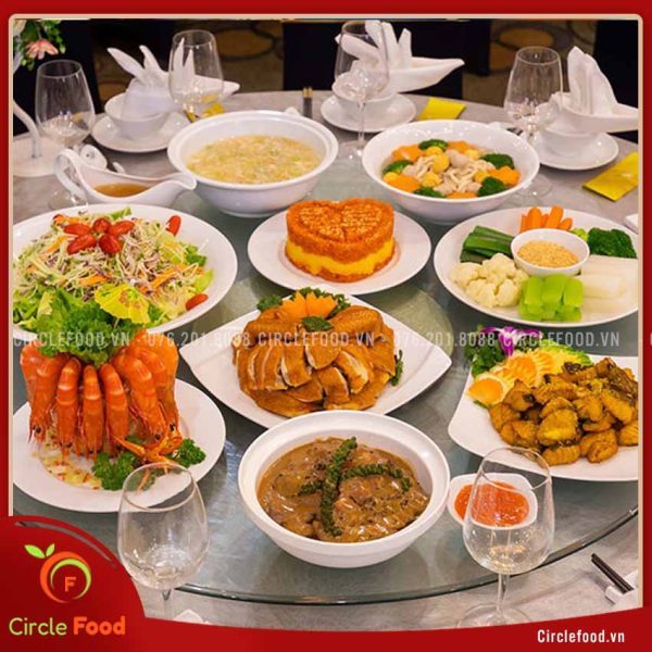 Đặt cỗ tại nhà