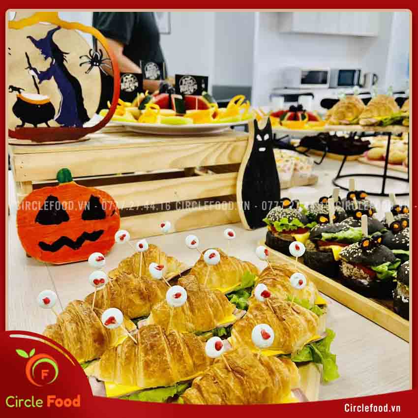 dịch vụ tiệc ngọt teabreak liên hoan ngày Halloween