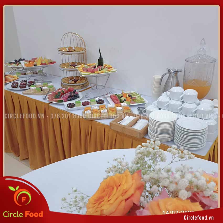 Tổ chức tiệc teabreak công ty Bảo hiểm Hùng Vương