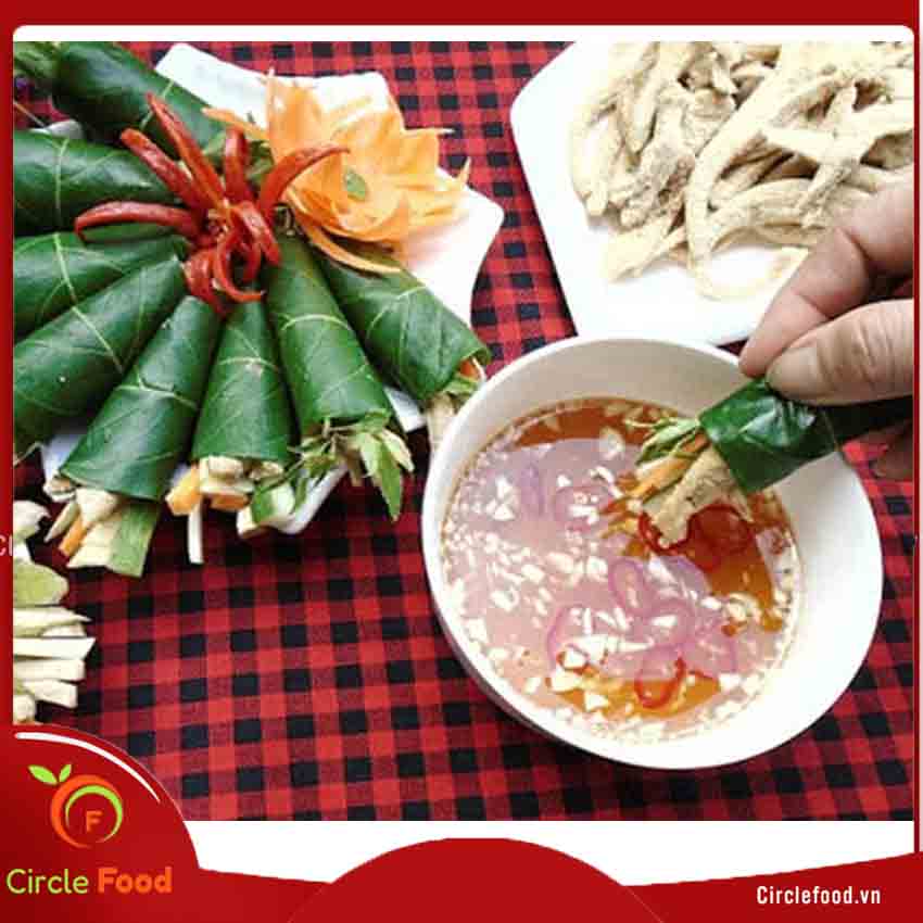 Cách làm nem tai cuốn rau