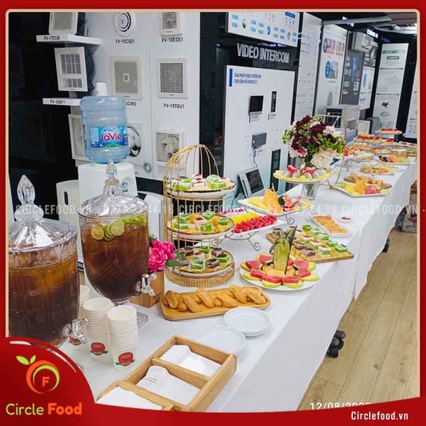 Cana Event phối hợp Panasonic tổ chức tiệc teabreak Lễ tổng kết và chiếu phim Chương trình Qua ống kính trẻ thơ 3