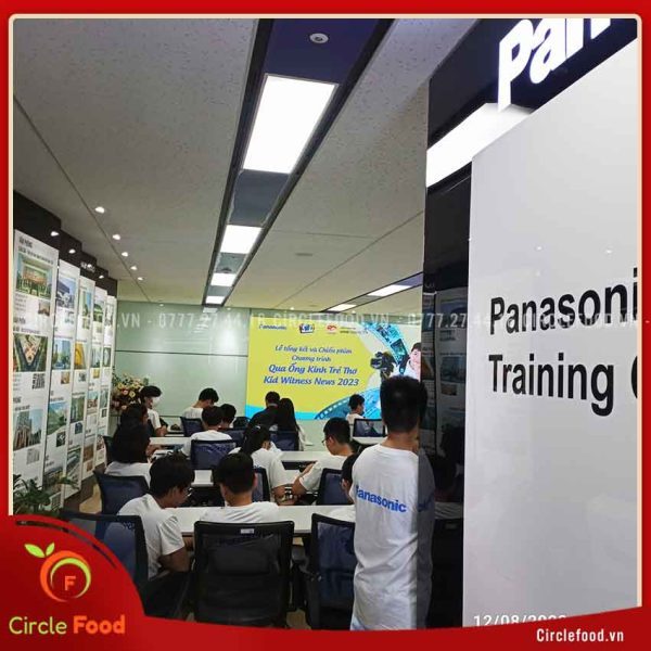 Cana Event phối hợp Panasonic tổ chức tiệc teabreak Lễ tổng kết và chiếu phim Chương trình Qua ống kính trẻ thơ 6