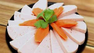 Mâm cỗ mặn truyền thống