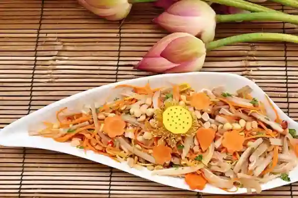 Cách làm nộm ngó sen tai heo