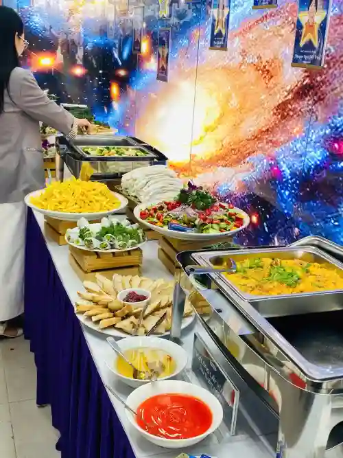 tổ chức tiệc buffet tất niên cuối năm cho công ty