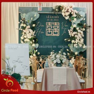 trang trí tiệc cưới hoa sen