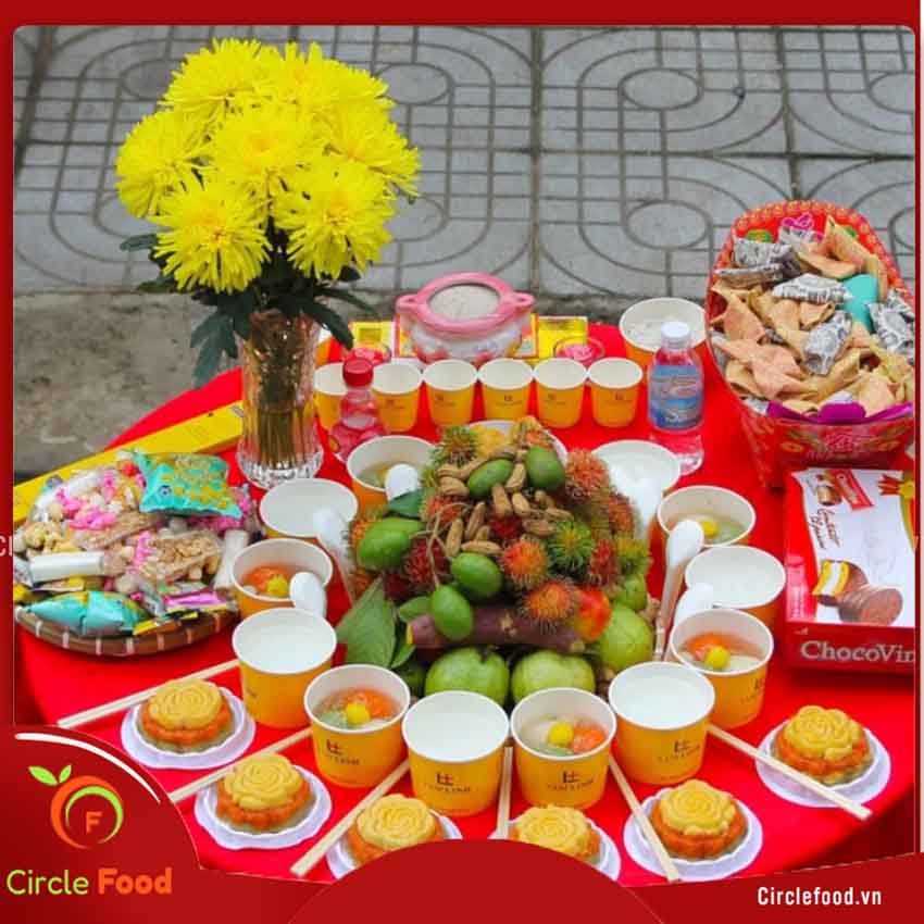 Cách cúng cô hồn ngoài sân