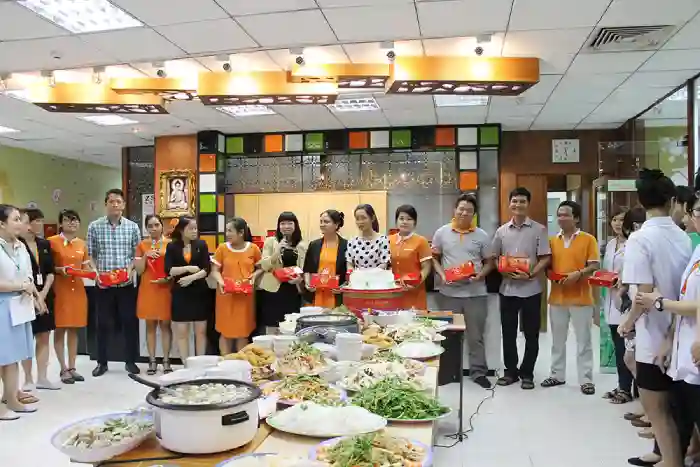 Dịch vụ tổ chức tiệc sinh nhật nhân viên công ty hàng tháng tại Hà Nội