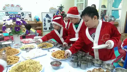 thực đơn tiệc buffet Noel cho trường mầm non - tiểu học