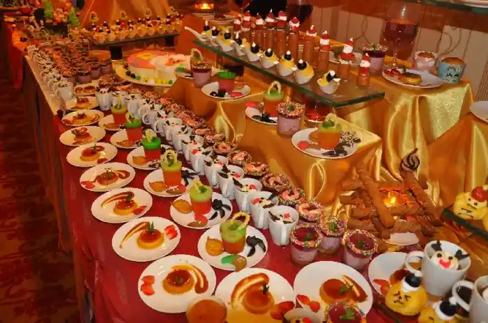 Hướng dẫn set up trang trí tiệc buffet Noel tại gia