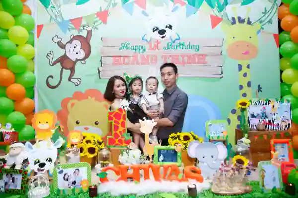 Dịch vụ đặt tiệc sinh nhật cho bé trai/gái 1 tuổi tại nhà Hà Nội