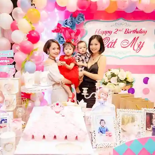Dịch vụ đặt tiệc sinh nhật cho bé trai/gái 2 tuổi tại nhà Hà Nội