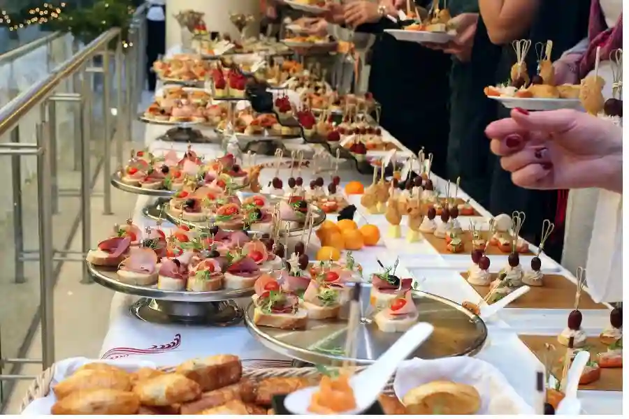 thực đơn tiệc Finger Food khai trương Thịnh Vượng