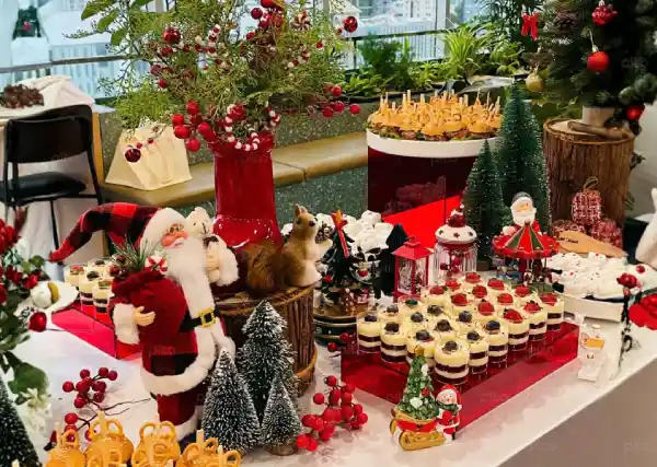 Cách trang trí bàn tiệc teabreak Noel 2025