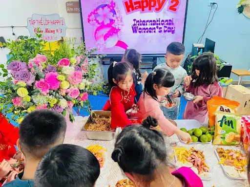 Thực đơn Buffet cho tiệc liên hoan 8/3 trường mầm non & Tiểu học