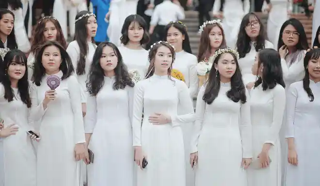 mẫu bài phát biểu ra trường học sinh lớp 12 lễ tri ân